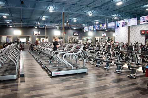 Fitness connection denton - Fitness Connection Denton is a new gym with the latest equipment, a basketball court, a cardio theater and a women's area. Located at Golden Triangle Mall, it offers long hours, sanitation and safety measures, and a $10/ month membership fee. 